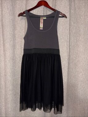NEW Fresh Brewed Juniors Gray and Black Sleeveless skater Dress with Tulle Skirt